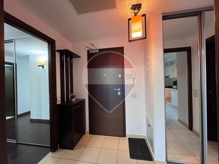 Apartament cu 2 camere decomandat, mobilat în Splaiul Unirii
