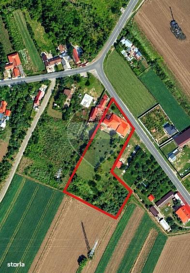 Spațiu comercial, de 400 mp, în Valea Nacului