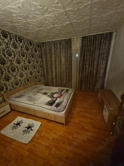 Apartament cu 4 camere decomandat în Șimian