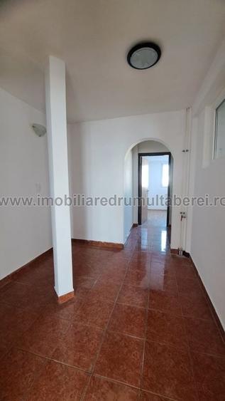 Apartament cu 2 camere decomandat în Drumul Taberei