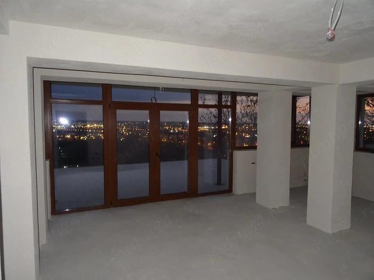 Casă cu Teren 640 Mp în Dealuri Oradea