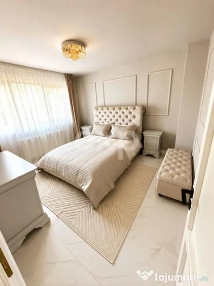 Casă cu 7 camere cu Teren 800 Mp în Valea Mare
