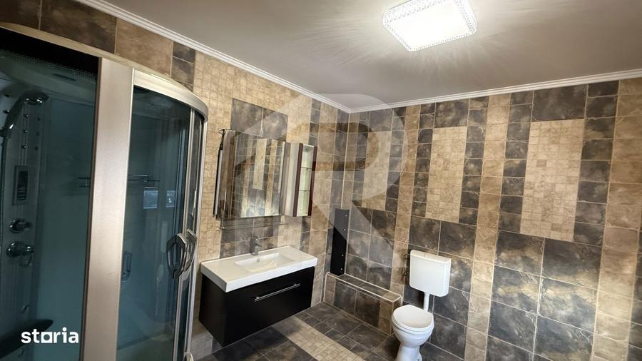 Casă cu 7 camere cu Piscina în Ferentari
