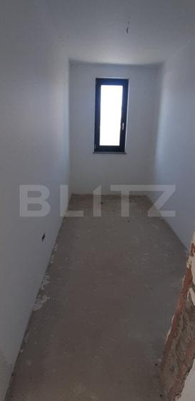 Casă individuală cu 4 camere cu Canalizare în Exterior Vest