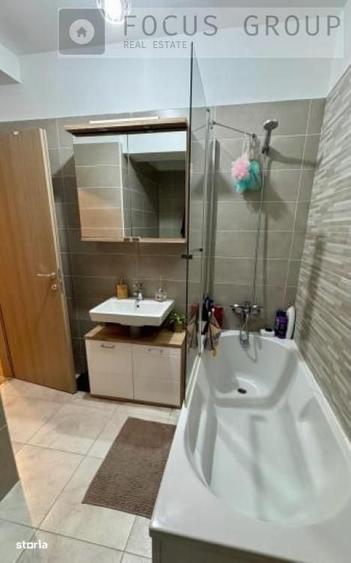 Apartament cu 3 camere în Drumul Taberei