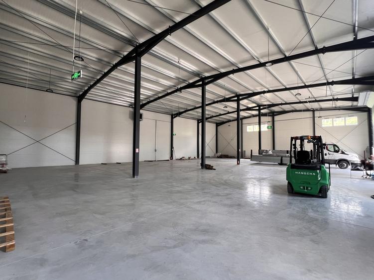 Spațiu industrial, de 750 mp, în Apahida