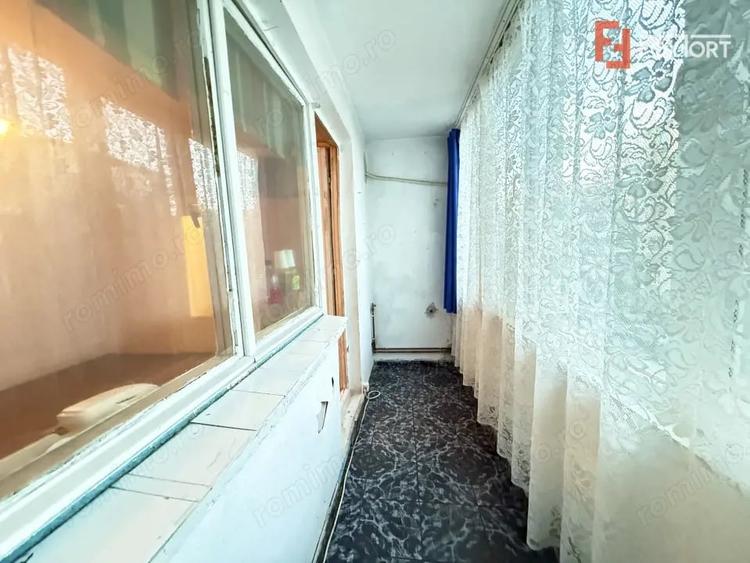 Apartament cu 2 camere semidecomandat în Cetății