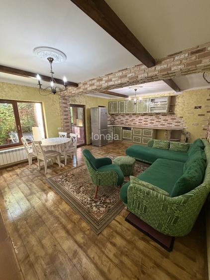 Apartament tip Duplex de 135 mp, 250 mp gradina, 3 locuri de paracare - 1141 E/mp