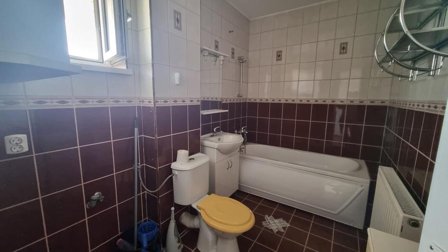 Apartament cu 2 camere semidecomandat în 14 Mai
