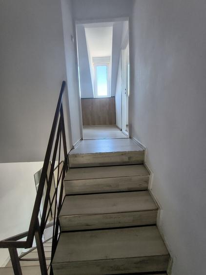 Casă cu 3 camere în Exterior Vest