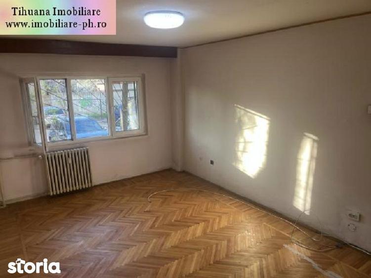 Apartament cu 4 camere decomandat în Republicii