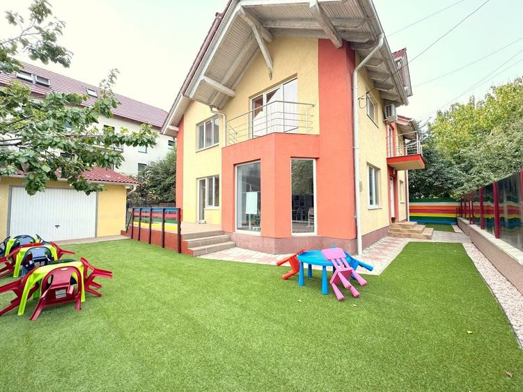 Casă individuală cu 5 camere cu Canalizare în Complex Studențesc
