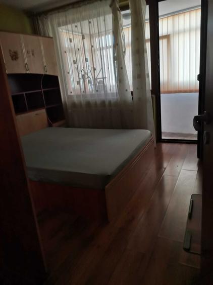Apartament cu 2 camere decomandat în Berceni