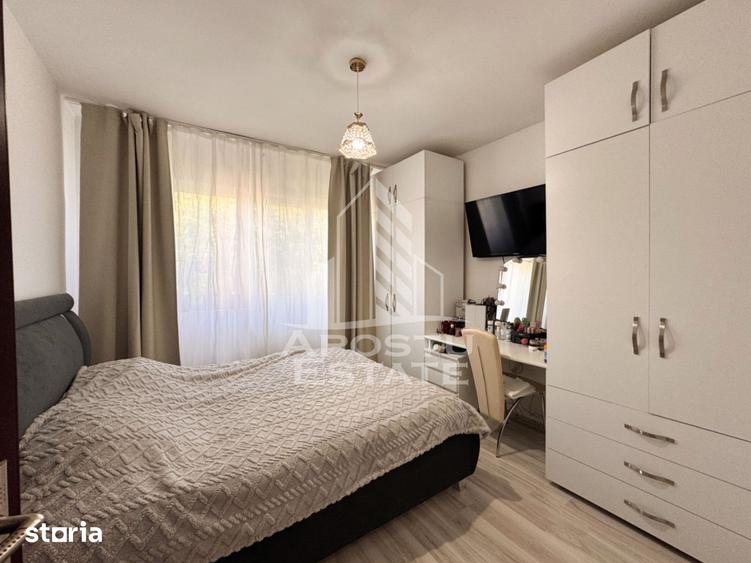 Apartament cu 2 camere semidecomandat, mobilat în Nord