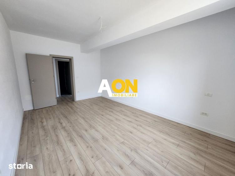 Apartament cu 3 camere în Cetate