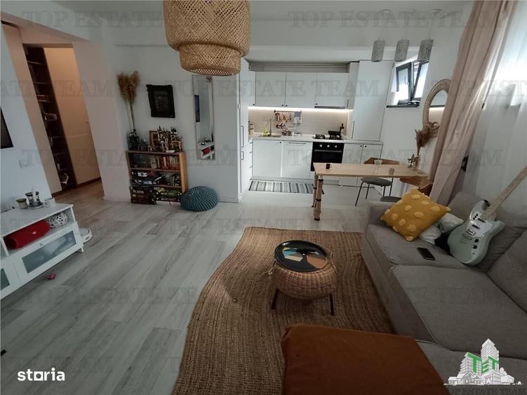 Apartament cu 2 camere decomandat în Timpuri Noi