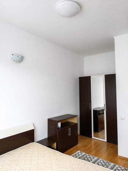 Apartament cu 2 camere decomandat în Zorilor