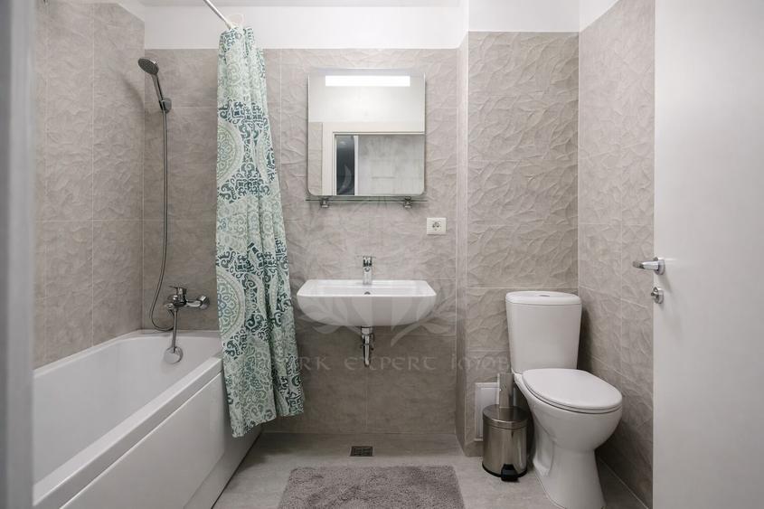 Apartament cu 3 camere decomandat, mobilat în Albert