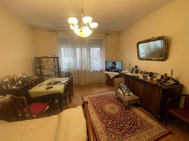 Apartament cu 2 camere decomandat, mobilat în Capitale