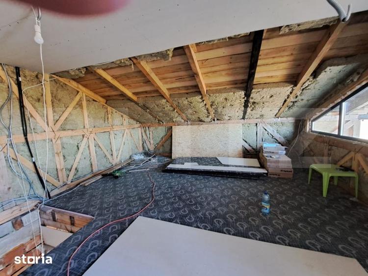 Casă cu 4 camere cu Teren 560 Mp în Stupini