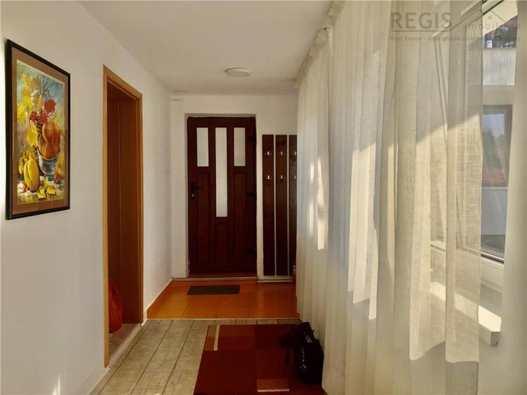 Casă cu 2 camere cu Teren 100 Mp în Schei
