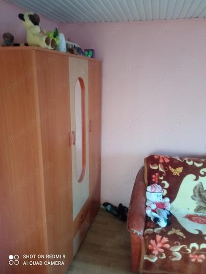 Casă cu 3 camere cu Teren 1000 Mp în Varnița