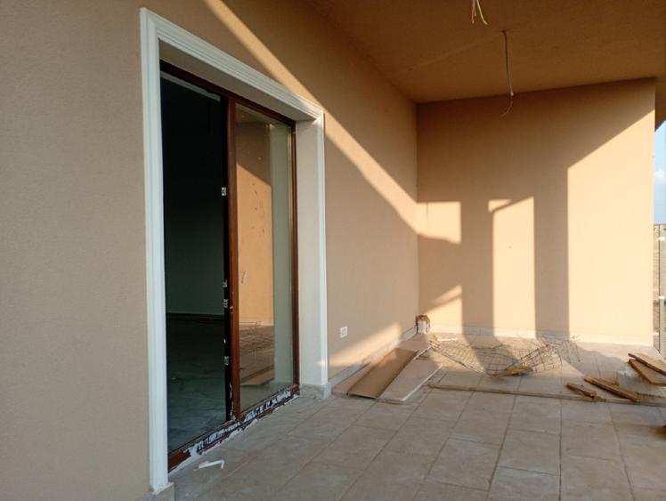 Duplex cu 5 camere cu Teren 332 Mp în Giroc