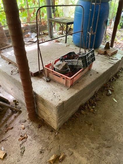 Casă individuală cu 1 camere cu Canalizare în Mitreni