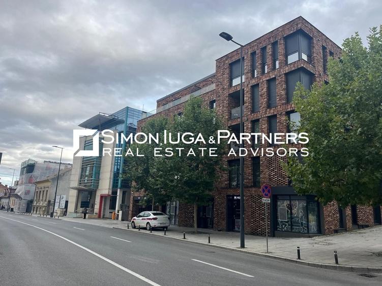 Spațiu comercial, de 460 mp, în Ultracentral