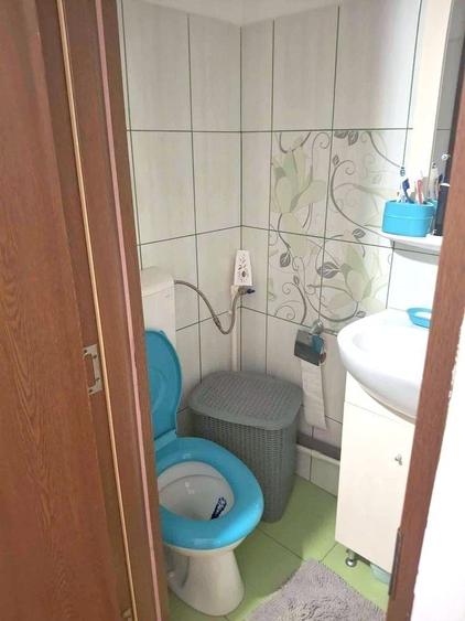 Apartament cu 3 camere decomandat în Colentina