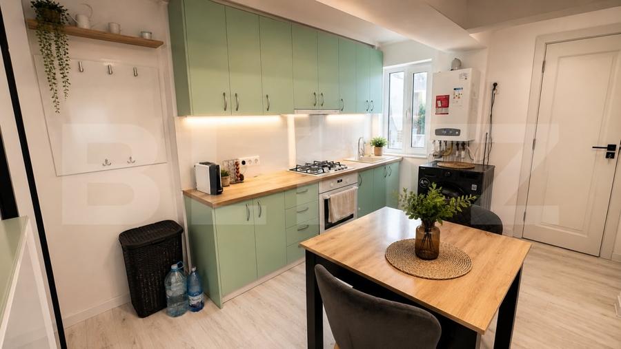Apartament cu 3 camere decomandat, mobilat în 22 Decembrie