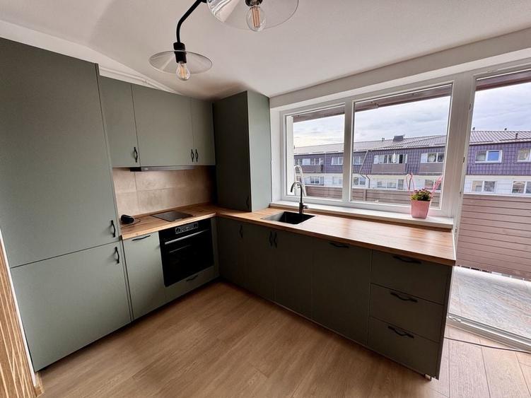 Apartament cu 2 camere semidecomandat în Sânpetru