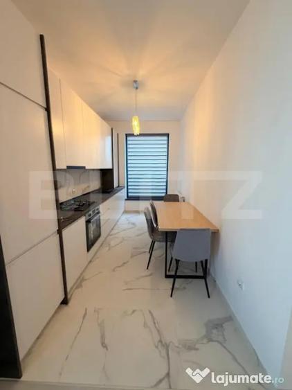 Apartament cu 3 camere decomandat în Tărlungeni