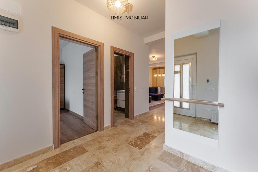 Duplex cu 6 camere cu Canalizare în Dumbrăvița
