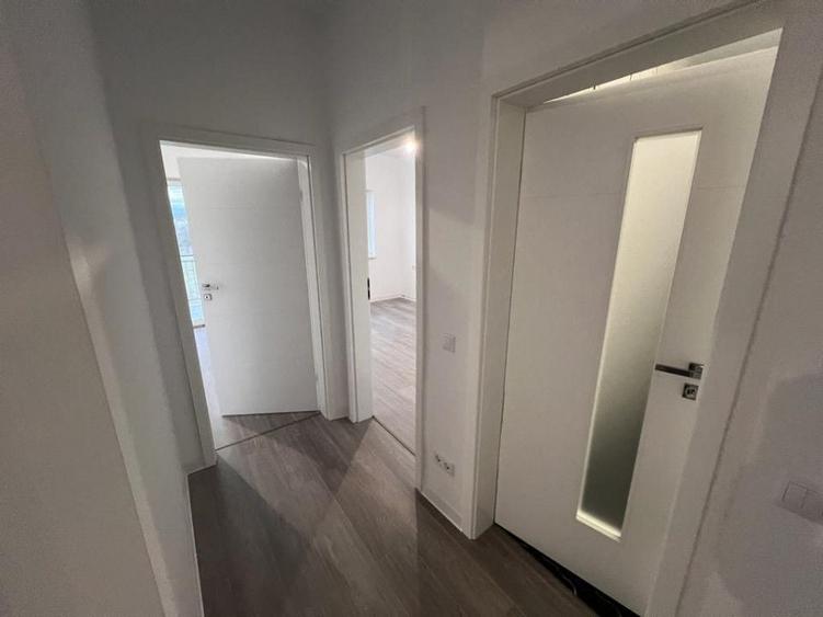 Apartament cu 3 camere decomandat în Vasile Aaron
