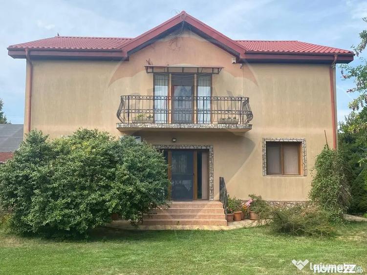 Casa / Vila cu 5 camere de vanzare in zona Central - 11