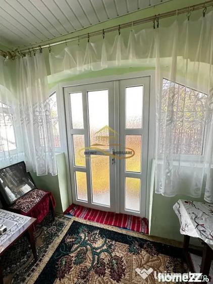 Casă cu 4 camere cu Teren 4500 Mp în Negri