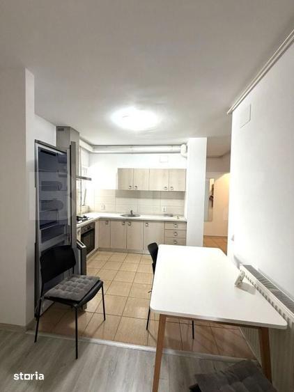 Apartament cu 3 camere decomandat în Iris