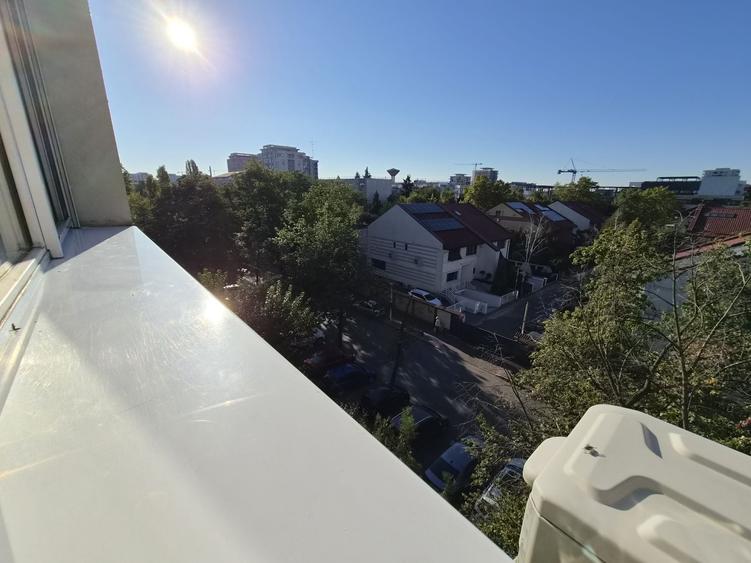 Apartament cu 3 camere decomandat în Ozana