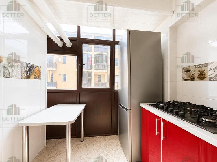 Apartament cu 3 camere decomandat în Metalurgiei