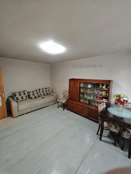 Metrou Dristor 2 Camere Decomandat etaj 1/4 - 2