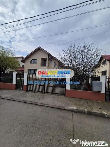 Casă cu 5 camere cu Teren 700 Mp în Central