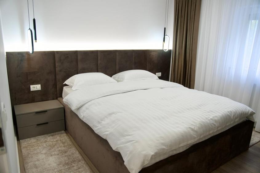 Apartament 4 camere complet renovat- Amenajat lux- Pozitie excelenta - 11