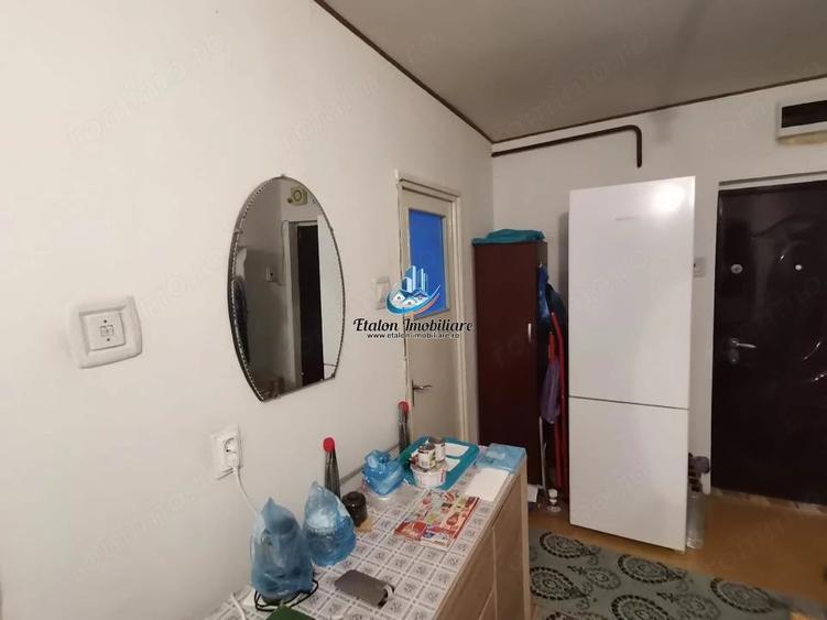 Apartament cu 2 camere decomandat în Mărăței