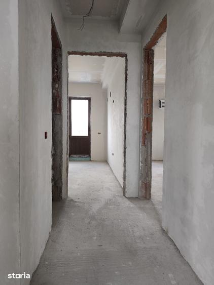 Casă cu 4 camere cu Teren 508 Mp în Ulmi