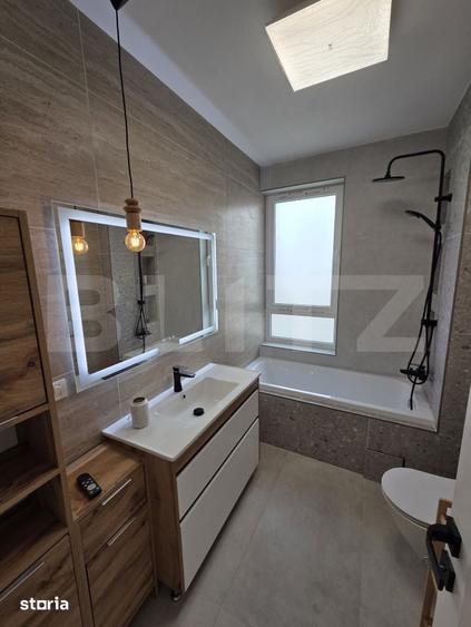 Apartament cu 3 camere decomandat în Sud