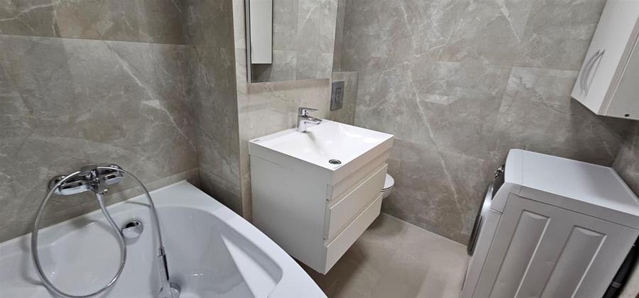 Apartament cu 2 camere decomandat, mobilat în Județean