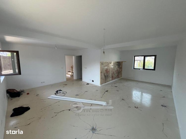 Casă cu 3 camere cu Teren 350 Mp în Bârnova