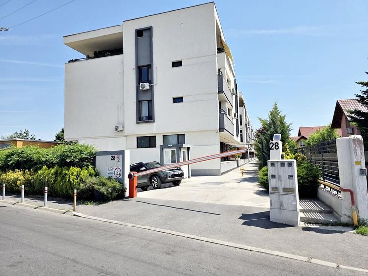 Apartament cu 2 camere decomandat, mobilat în Central