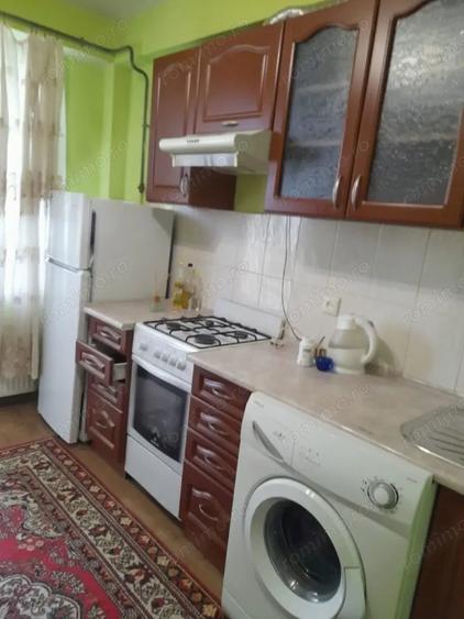 Garsonieră decomandată în Obor
